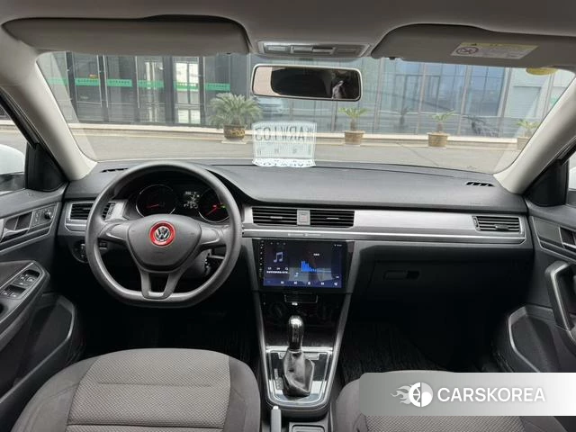 Volkswagen Bora 2021 Белый из Китая, фото 3