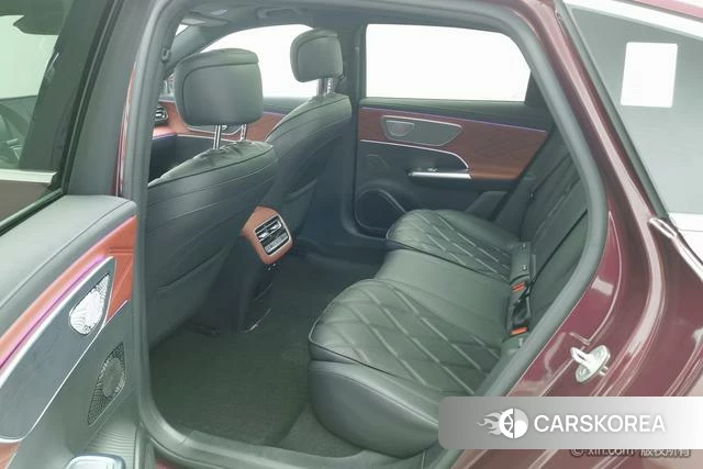 Chery Fengyun Fengyun A9L 2025 Красный из Китая, фото 3