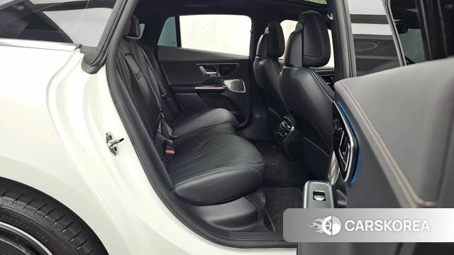Mercedes-Benz EQE V295 2023 Белый из Кореи, фото 3