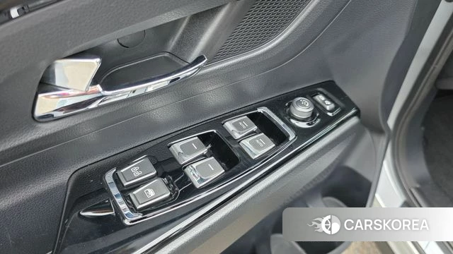 Ssangyong Beautiful Korando 2019 Серебряный из Кореи, фото 3