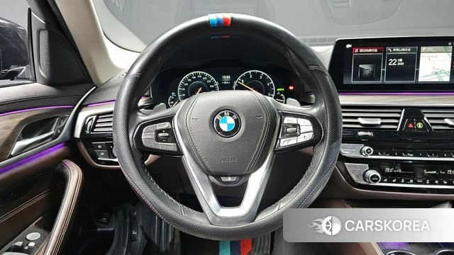 BMW 5 Series (G30) 2019 Черный из Кореи, фото 3