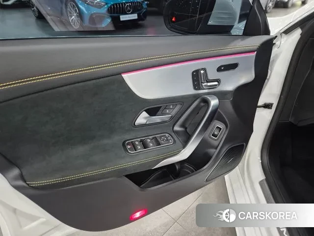 Mercedes-Benz CLA-Class C118 2025 Белый из Кореи, фото 3