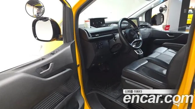 Hyundai Staria 2022 Желтый из Кореи, фото 3