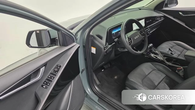 Kia Di Ol Nu Niro 2023 Зеленый из Кореи, фото 3