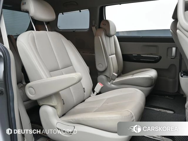 Kia The New Carnival 2020 Серебряный из Кореи, фото 3