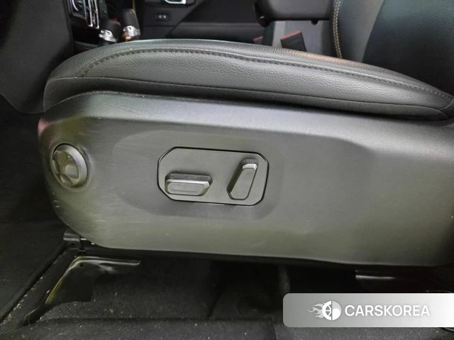 Jeep Wrangler (JL) 2024 Желтый из Кореи, фото 3