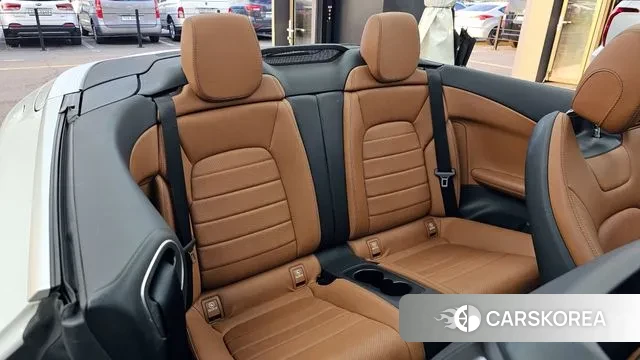 Mercedes-Benz C-Class W205 2018 Белый из Кореи, фото 3