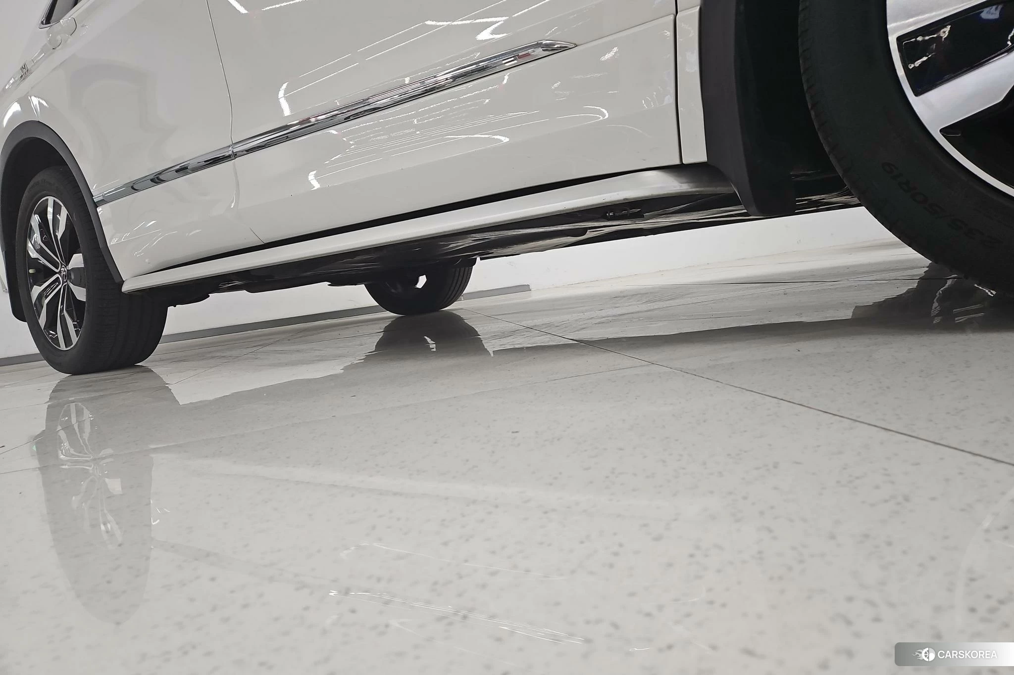 Volkswagen Tiguan L 2021 Белый из Китая, фото 3