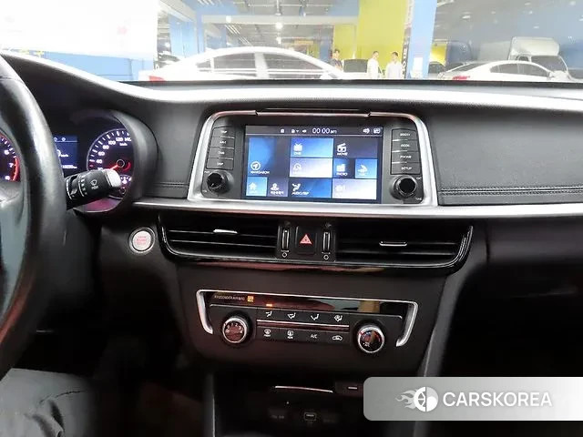 Kia The New K5 2nd generation 2018 Белый из Кореи, фото 3