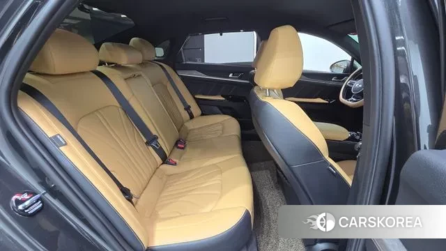 Kia K5 3rd generation 2021 Серый из Кореи, фото 3