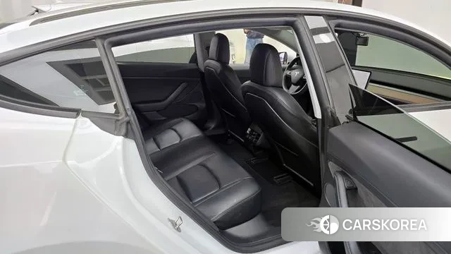 Tesla Model 3 2021 Белый из Кореи, фото 3