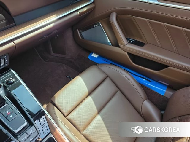 Porsche 911(992) 2023 Серебристо-серый из Кореи, фото 3