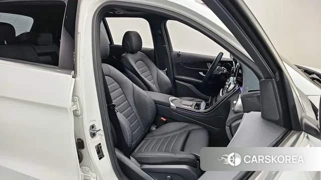 Mercedes-Benz GLC-Class X253 2022 Белый из Кореи, фото 3