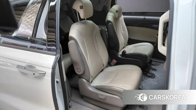 Kia Carnival 4th generation 2022 Белый из Кореи, фото 3