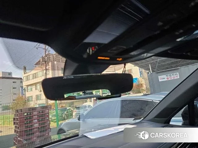 Volkswagen Touareg 3rd generation 2020 Черный из Кореи, фото 3