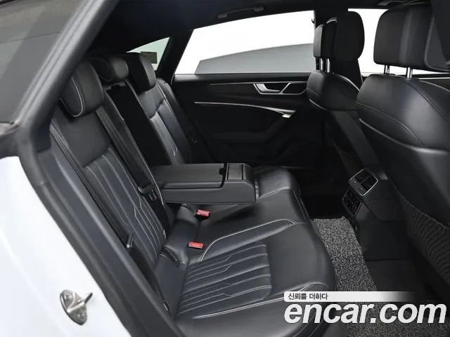 Audi A7 (4K) 2021 Белый из Кореи, фото 3