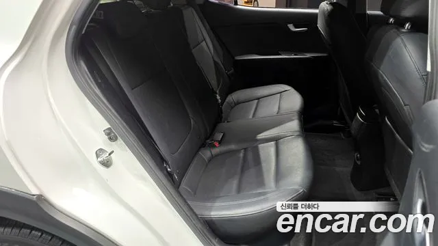 Kia Stonic id 2525701 из Кореи 3