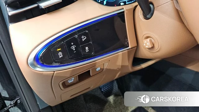 Genesis GV70 2023 Черный из Кореи, фото 3