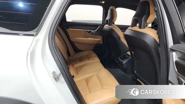 Volvo V90 Cross-Country 2018 Белый из Кореи, фото 3