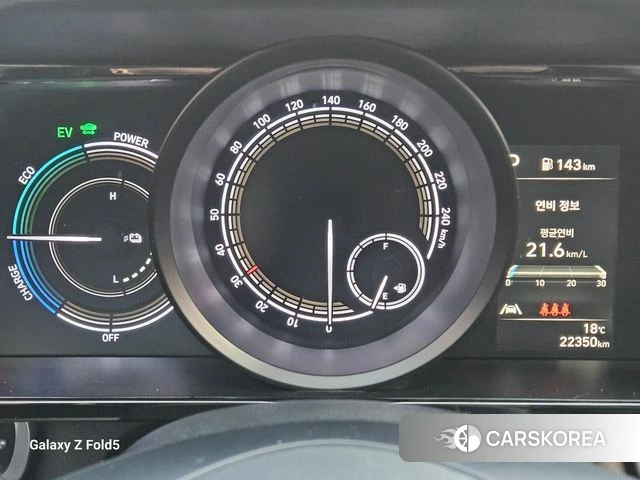 Hyundai Avante Hybrid (CN7) 2022 Серебристо-серый из Кореи, фото 3