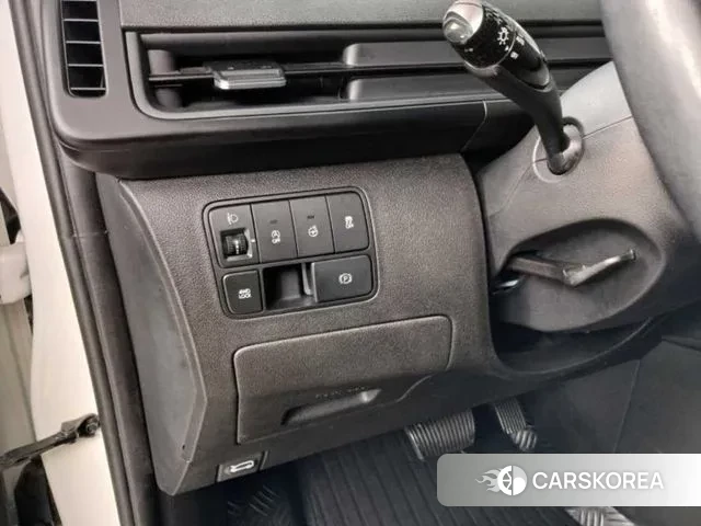 Hyundai Staria 2022 Белый из Кореи, фото 3