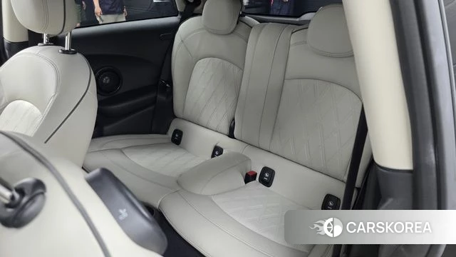 Mini Cooper S 2022 Черный из Кореи, фото 3