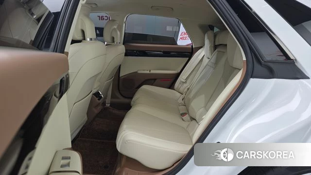 Hyundai Grandeur Hybrid (GN7) 2023 Белый из Кореи, фото 3