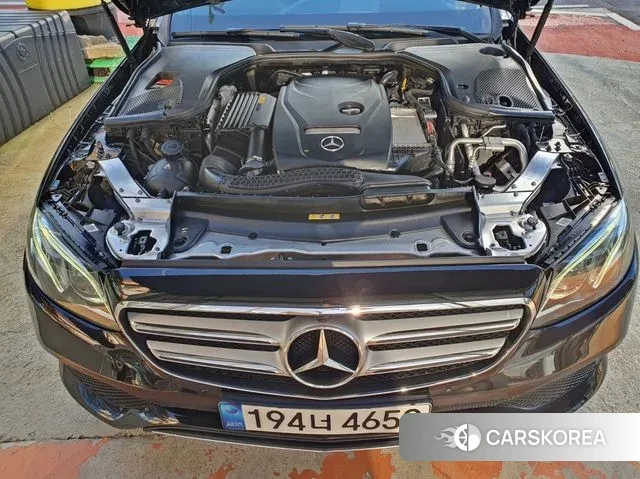 Mercedes-Benz E-Class W213 2018 Черный из Кореи, фото 3