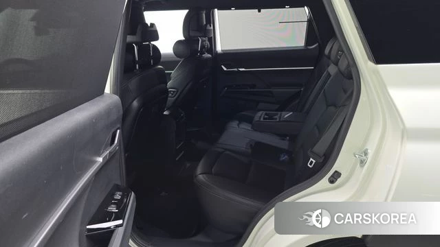 Ssangyong Torres EVX 2024 Белый из Кореи, фото 3