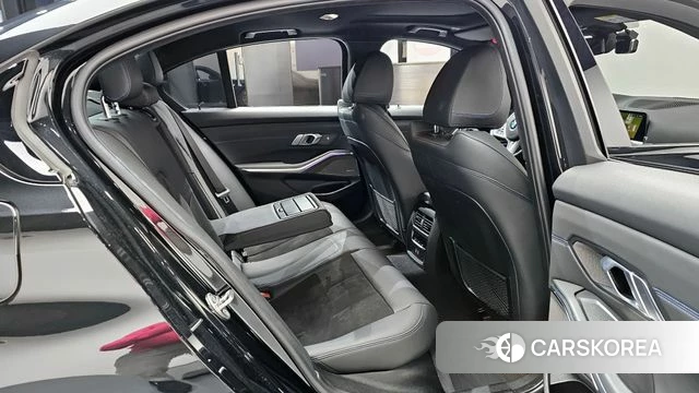 BMW 3 Series (G20) 2021 Черный из Кореи, фото 3