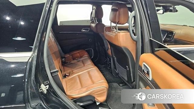 Jeep Grand Cherokee 2021 Черный из Кореи, фото 3