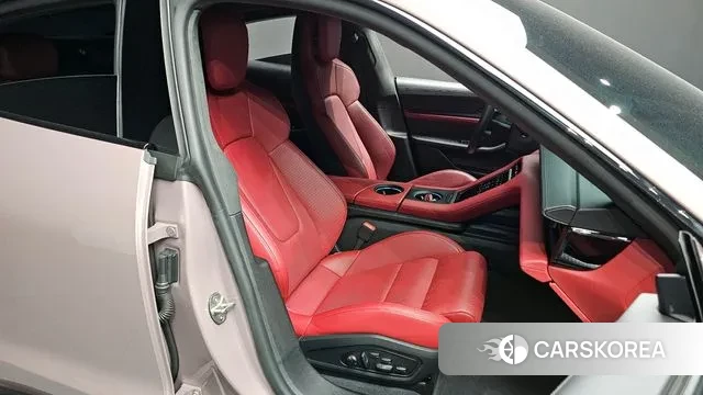 Porsche Taycan 2024 Розовый из Кореи, фото 3