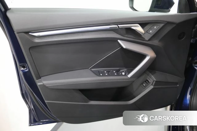 Audi A3 (8Y) 2025 Синий из Кореи, фото 3