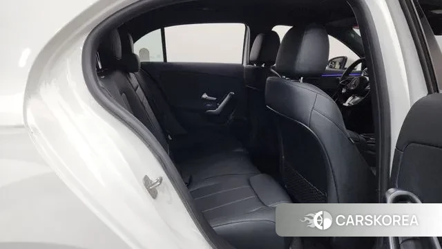 Mercedes-Benz A-Class W177 2025 Белый из Кореи, фото 3