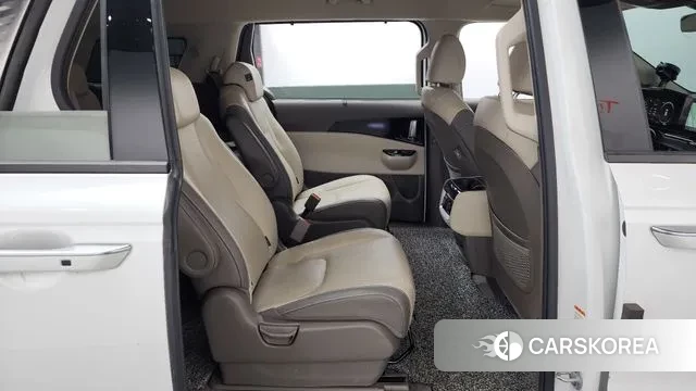Kia Carnival 4th generation 2023 Белый из Кореи, фото 3