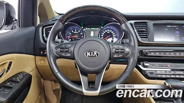 Kia The New Carnival 2018 Белый из Кореи, фото 3