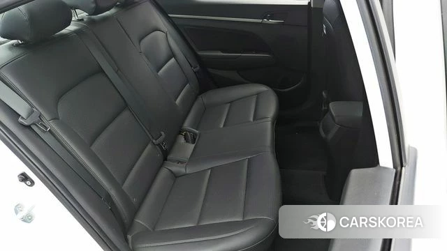 Hyundai Avante AD 2018 Белый из Кореи, фото 3
