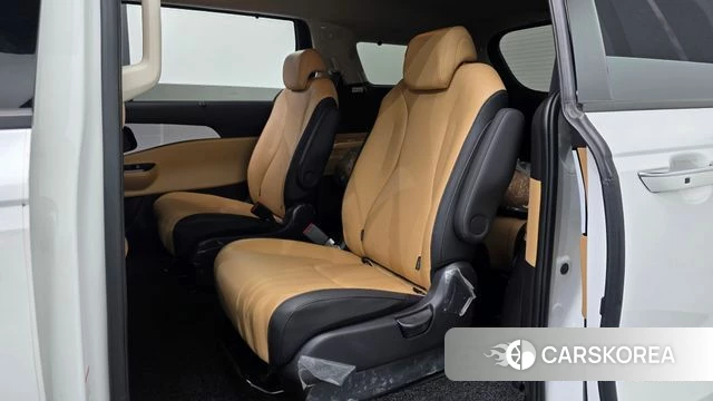 Kia Carnival 4th generation 2023 Белый из Кореи, фото 3