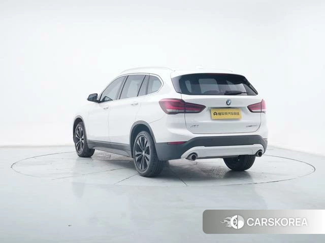 BMW X1 2021 Белый из Китая, фото 3
