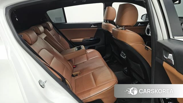 Kia Sportage 4th Generation 2018 Белый из Кореи, фото 3