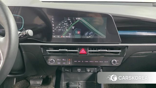 Kia Di Ol Nu Niro 2022 Белый из Кореи, фото 3