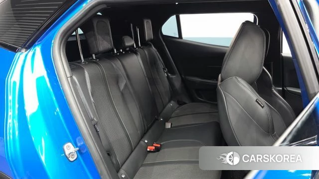 Peugeot e-2008 second generation 2022 Синий из Кореи, фото 3