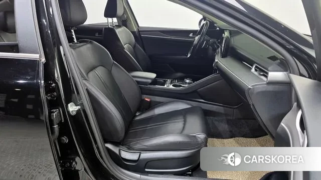 Kia K5 3rd generation 2022 Черный из Кореи, фото 3