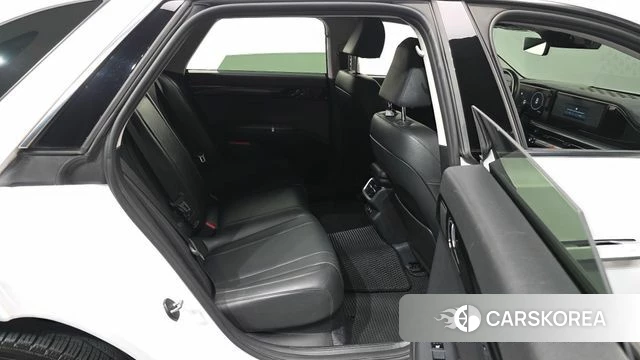 Hyundai Grandeur (GN7) 2023 Белый из Кореи, фото 3
