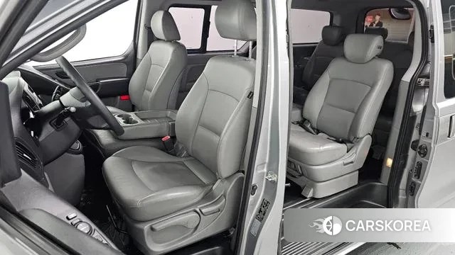 Hyundai The New Grand Starex 2018 Серебряный из Кореи, фото 3