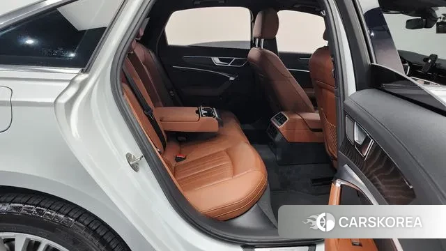 Audi A6 (C8) 2020 Белый из Кореи, фото 3