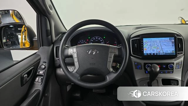 Hyundai Grand Starex 2018 Желтый из Кореи, фото 3