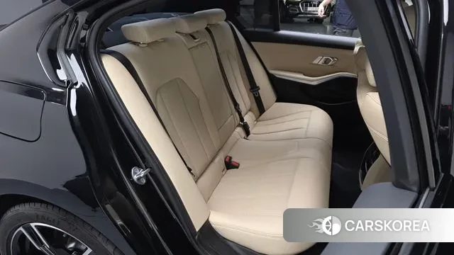 BMW 3 Series (G20) 2023 Черный из Кореи, фото 3