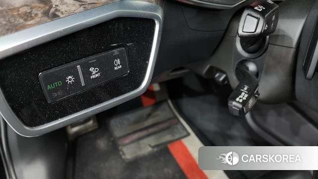 Audi A6 (C8) 2020 Черный из Кореи, фото 3