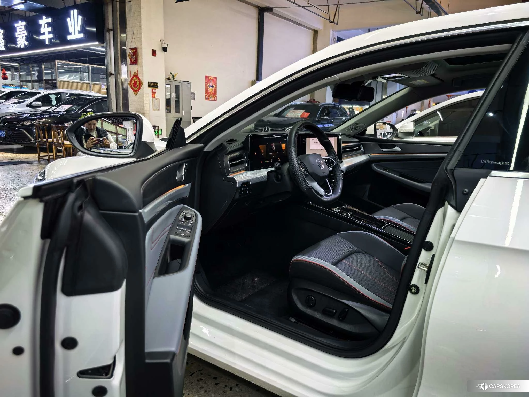 Volkswagen Lamando 2023 Белый из Китая, фото 3